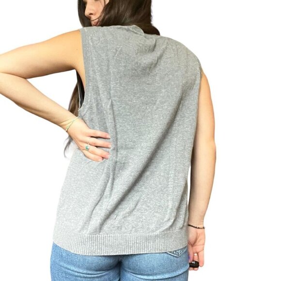 Grey Plaid Oversized Sweater Vest - Picture 4 of 5